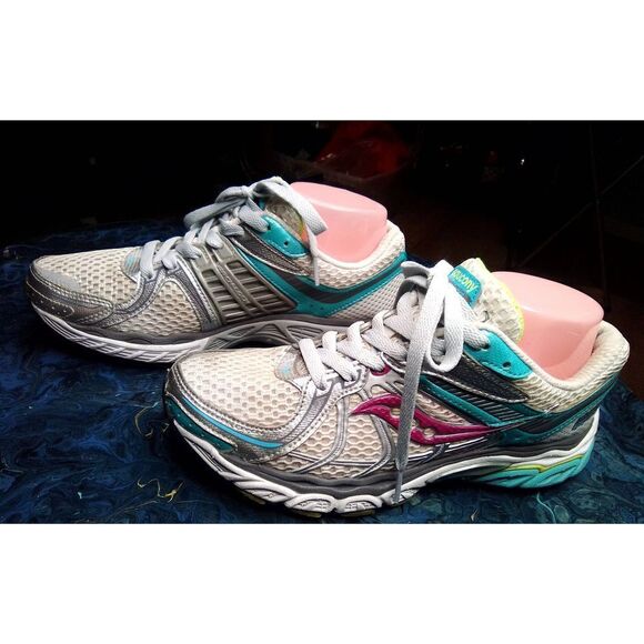 Woman's Saucony Pro Grid 2 Running Shoe Size 9 WF001 - Picture 4 of 7